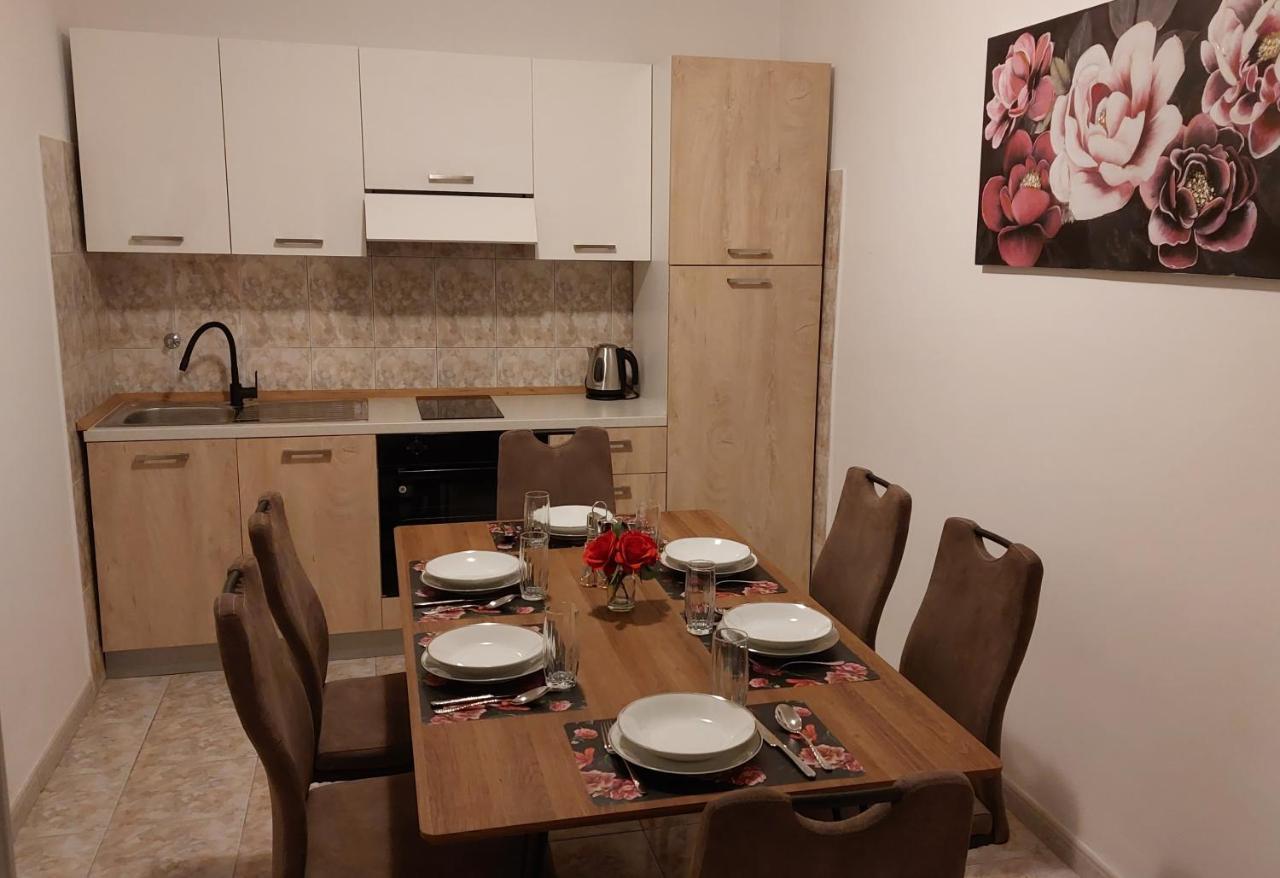Apartman B&D สปลิท ภายนอก รูปภาพ